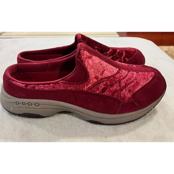 Easy Spirit size 7.5 Traveltime 567 Womens Burgundy Red Velvet Slip on Mule NEW - Picture 2 of 11